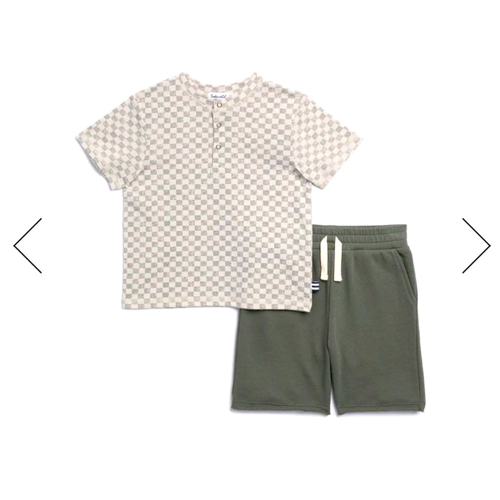 NWOT Splendid tee and shorts outfit. Size 5